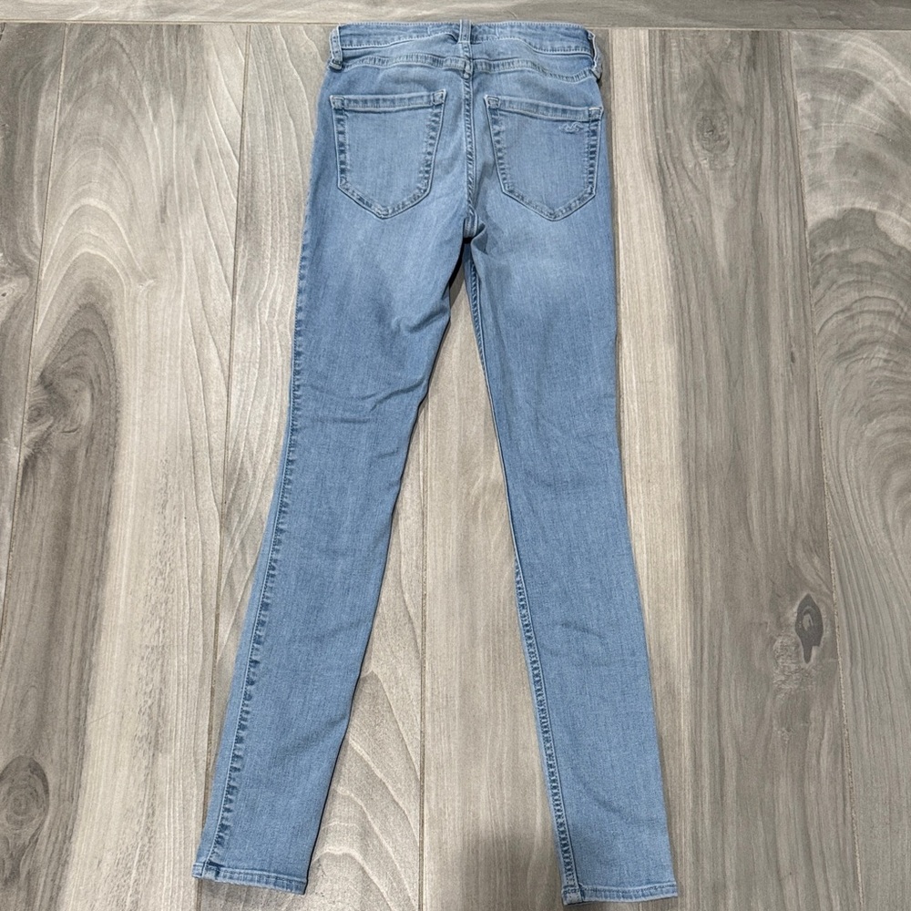 Hollister Light Blue Skinny Jeans - Picture 3 of 4
